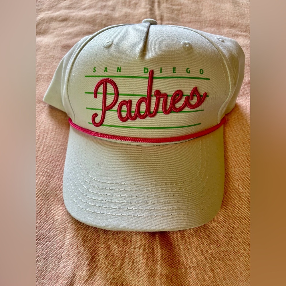 San Diego Padres Baseball Cap Out at the Park Theme Game City Connect Rare New